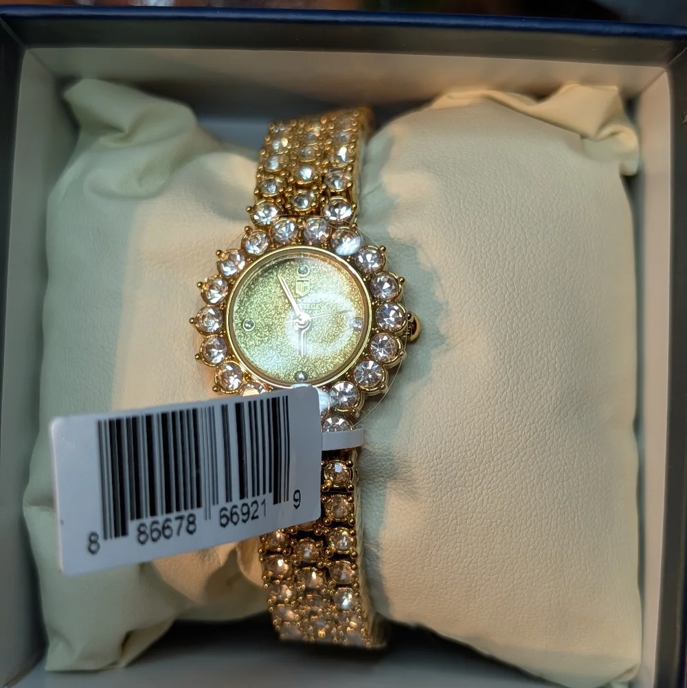 Montres Prestige Gold Watch NWT